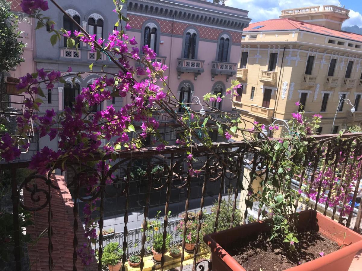 Salerno B&B In Centro Экстерьер фото