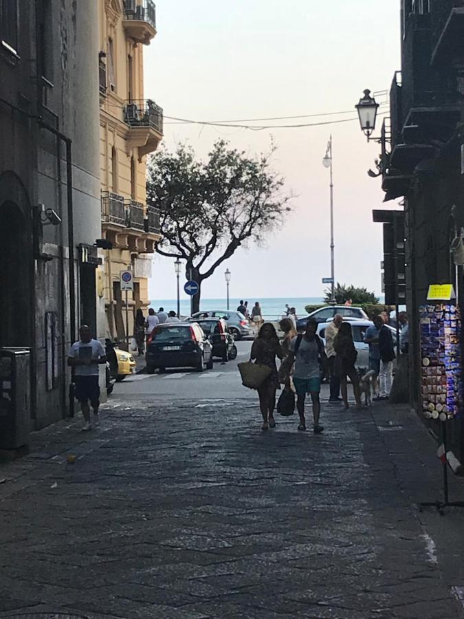 Salerno B&B In Centro Экстерьер фото